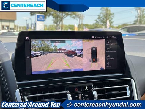 Used 2023 BMW M850i xDrive Coupe w/ Driving Assistance Package AWD/4WD image 25