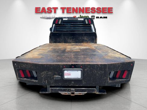 Used 2020 Ford F550 4x4 Crew Cab Super Duty w/ Power Equipment Group image 4