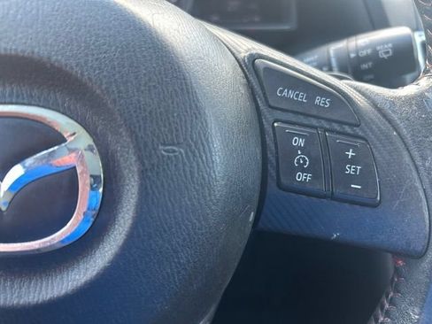 Used 2015 MAZDA MAZDA3 s Touring FWD image 16