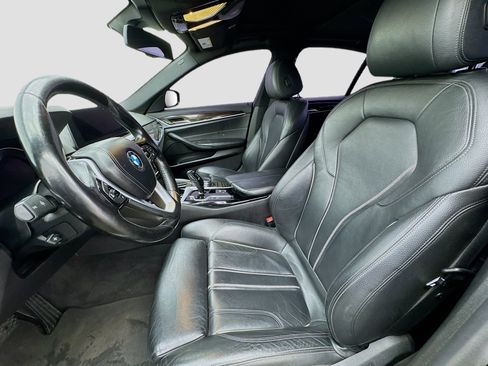 Used 2018 BMW 530e image 13