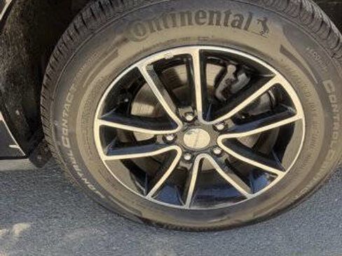 Used 2016 Dodge Grand Caravan R/T FWD image 12