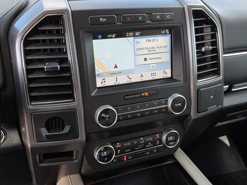 Used 2019 Ford Expedition Platinum image 7