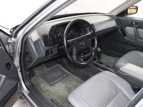 Used 1987 Acura Legend L image 9