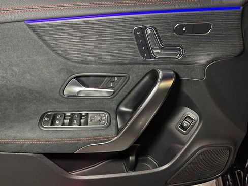 Used 2023 Mercedes-Benz CLA 250 4MATIC image 21