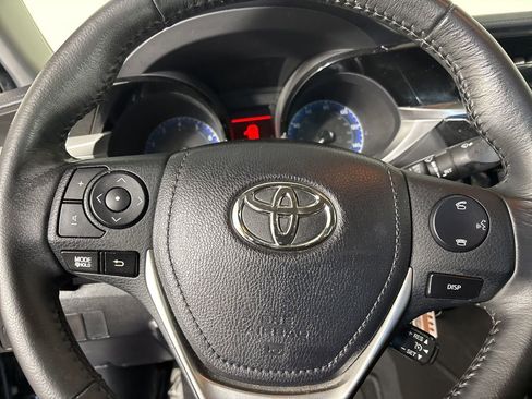 Used 2016 Toyota Corolla L image 14