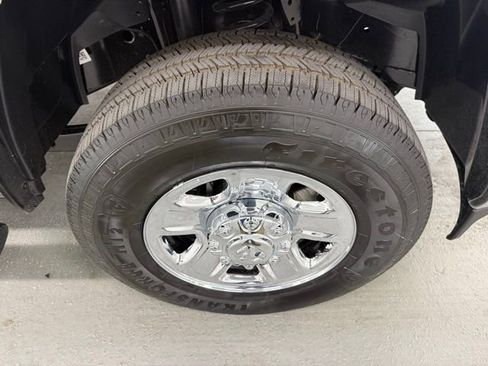 New 2026 RAM 2500 Tradesman w/ Chrome Appearance Group AWD/4WD image 4