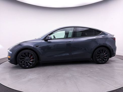Used 2023 Tesla Model Y Performance image 35