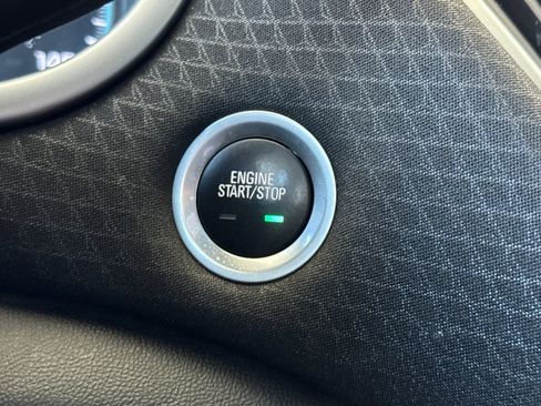 Used 2023 Chevrolet Malibu LT image 32