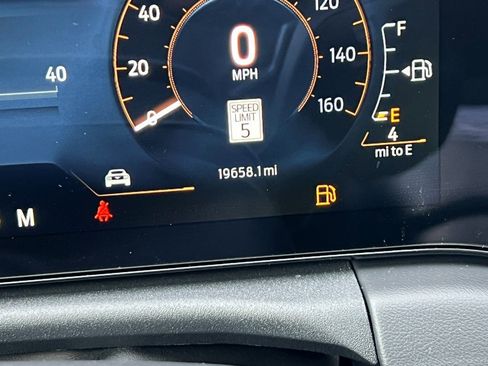 Used 2024 Ford Mustang GT Premium image 23