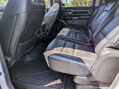 Used 2021 RAM 1500 Laramie AWD/4WD image 17