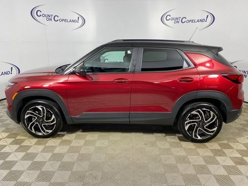 Certified 2024 Chevrolet TrailBlazer RS w/ Driver Confidence Package AWD/4WD image 2
