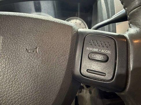 Used 2005 Dodge Dakota Laramie w/ Sport Appearance Group AWD/4WD image 24