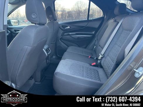 Used 2023 Chevrolet Equinox LT AWD/4WD image 21