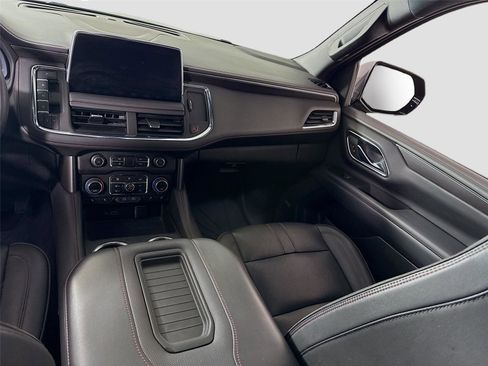 Used 2022 Chevrolet Tahoe RST w/ Luxury Package image 16