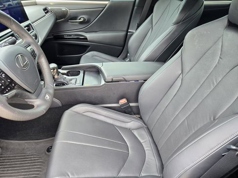 Used 2023 Lexus ES 350 F Sport w/ Accessory Package (Z2) image 6