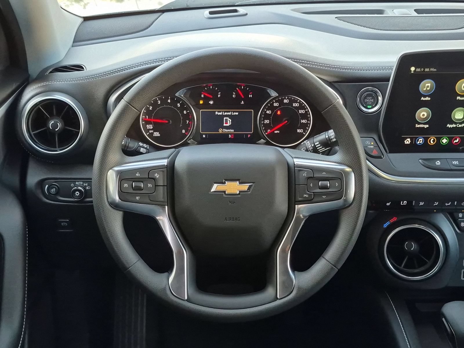 New 2026 Chevrolet Blazer LT w/ LPO, Black Sport Package FWD image 9
