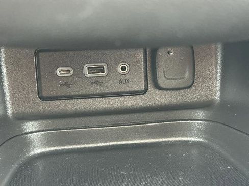 Used 2024 Chevrolet Equinox LT AWD/4WD image 20