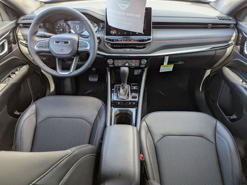 New 2026 Jeep Compass Trailhawk image 15