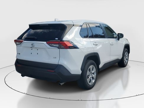 Used 2023 Toyota RAV4 LE image 3