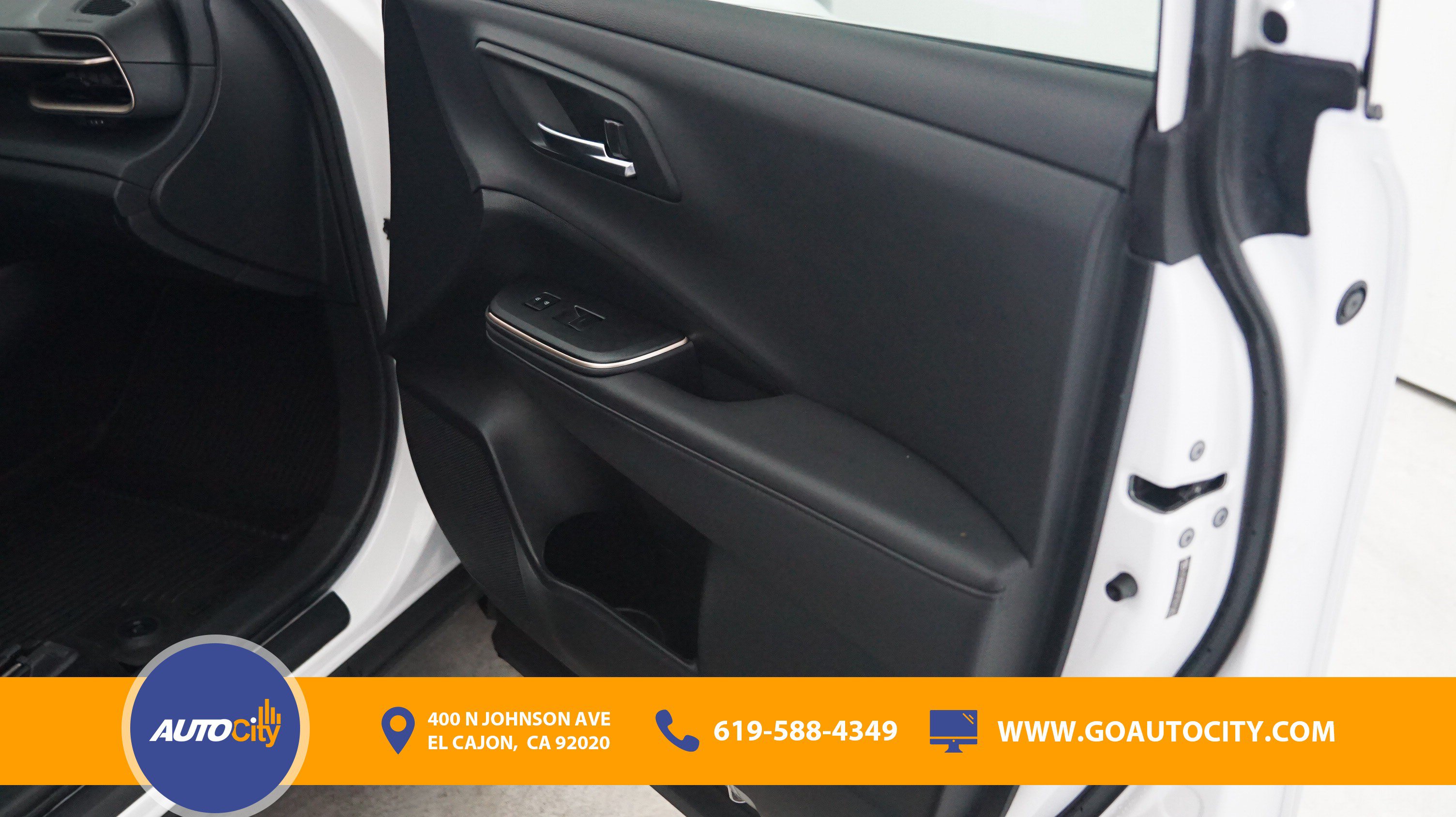 Used 2023 Toyota Crown AWD/4WD image 17