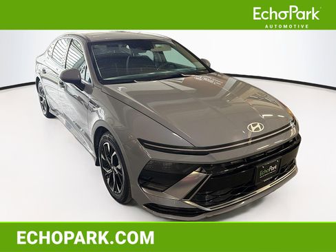 Used 2024 Hyundai Sonata SEL AWD/4WD image 1