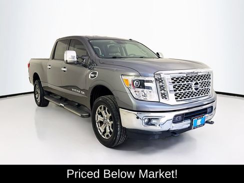 Used 2017 Nissan Titan SL w/ Chrome Package RWD image 1