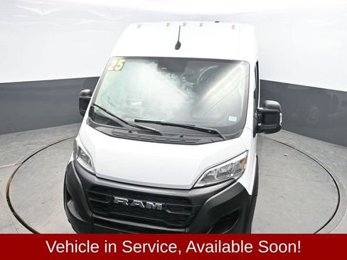 Used 2025 RAM ProMaster 2500 w/ Convenience Group image 22
