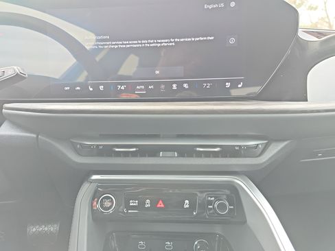 New 2025 Audi Q5 Premium Plus image 18