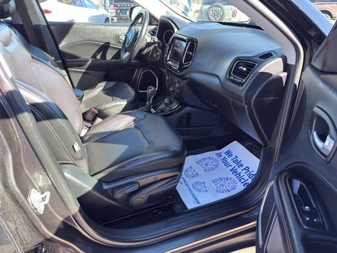 Used 2019 Jeep Compass Limited image 15