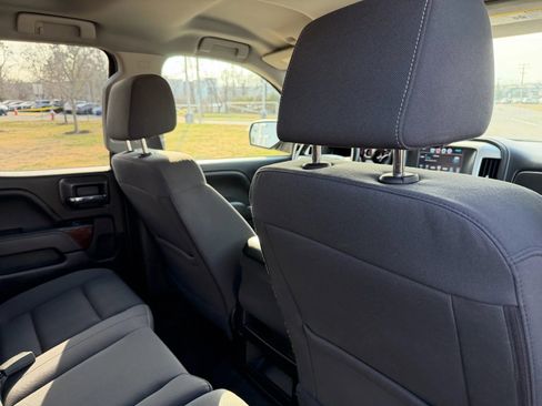 Used 2017 GMC Sierra 1500 SLE w/ SLE Value Package image 30