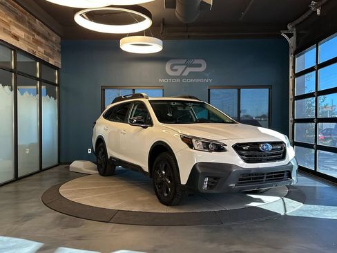 Used 2022 Subaru Outback Onyx Edition XT AWD/4WD image 1