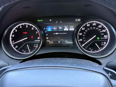 Used 2021 Toyota Camry SE w/ Cold Weather Package AWD/4WD image 18