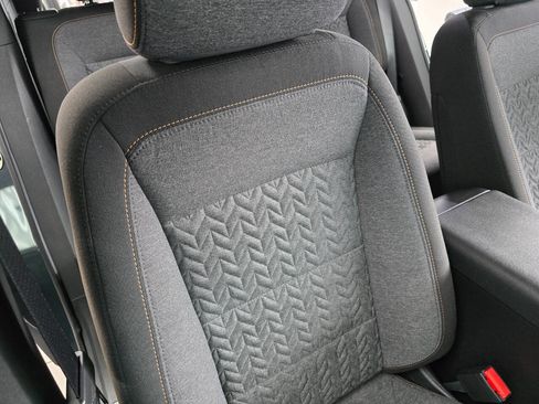 Used 2023 Chevrolet Equinox LT image 23