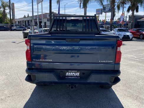 Used 2019 Chevrolet Silverado 1500 Custom w/ Custom Value Package RWD image 9