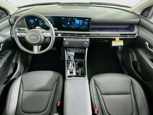 Used 2025 Hyundai Tucson SEL FWD image 13