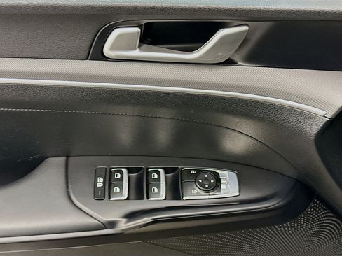 Used 2025 Kia K5 LXS image 15