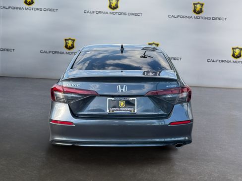 Used 2025 Honda Civic Sport image 4