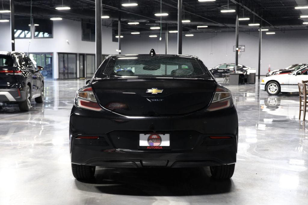 Used 2017 Chevrolet Volt Premier w/ Driver Confidence II Package FWD image 6