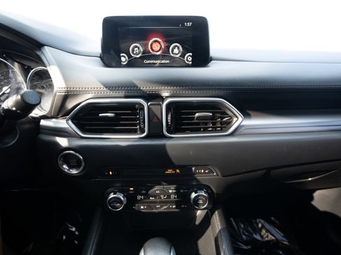 Used 2018 MAZDA CX-5 Touring image 17