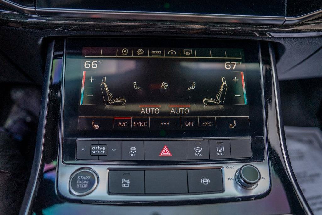 Used 2021 Audi Q7 3.0T Premium Plus w/ Premium Plus Package AWD/4WD image 32