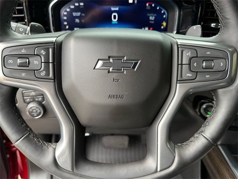 Used 2025 Chevrolet Silverado 1500 LT Trail Boss w/ Convenience Package II image 31