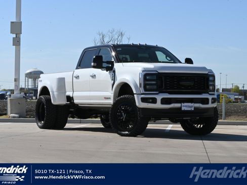 Used 2026 Ford F450 Platinum w/ Platinum Plus Package AWD/4WD image 1