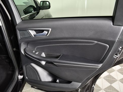 Used 2024 Ford Edge Titanium AWD/4WD image 42