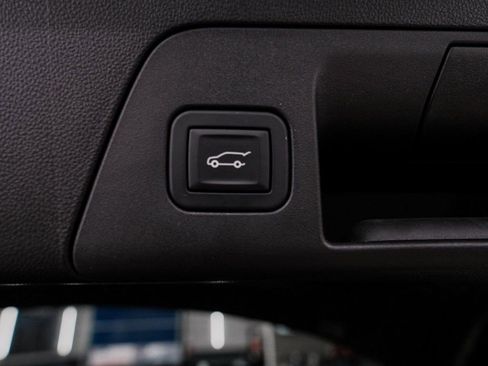 Used 2023 Buick Envision Essence w/ Sport Touring Package image 42