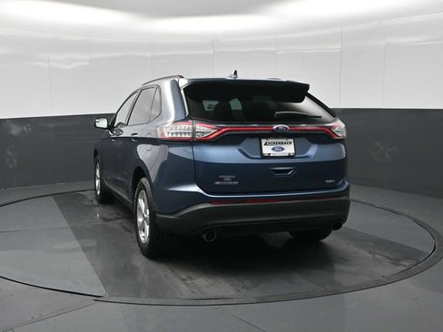 Used 2018 Ford Edge SE image 5