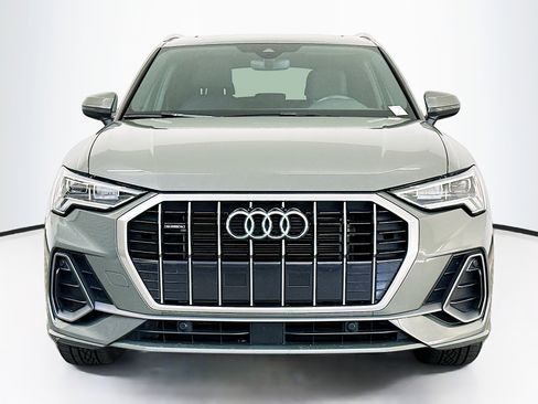 Used 2023 Audi Q3 2.0T Premium image 2
