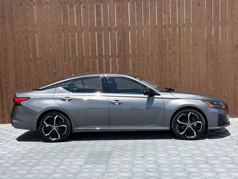 Used 2026 Nissan Altima 2.5 SR FWD image 12
