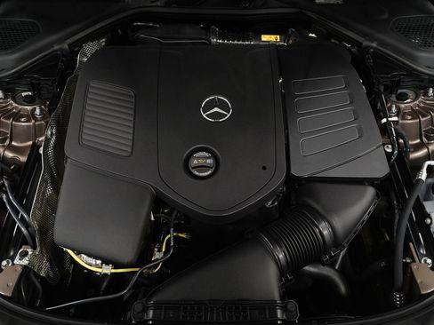 New 2026 Mercedes-Benz E 350 4MATIC Sedan image 31