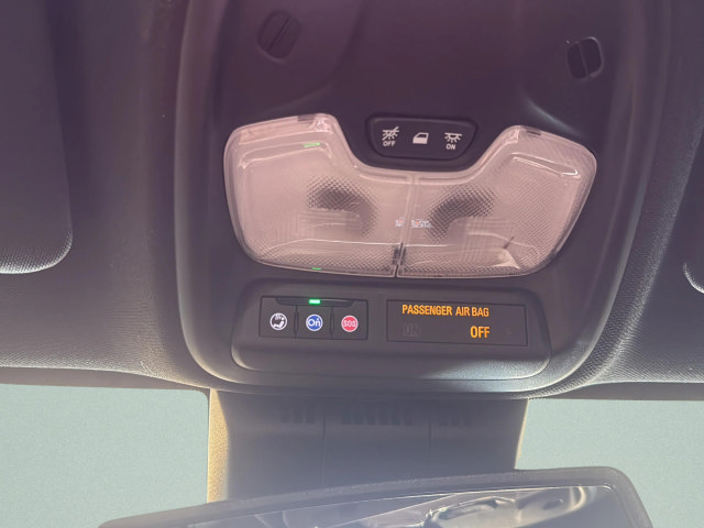 Used 2024 GMC Canyon AT4 w/ Canyon Safety Plus Package AWD/4WD image 31