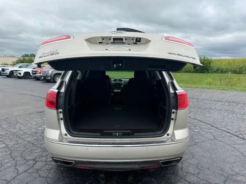 Used 2017 Buick Enclave Leather FWD image 5